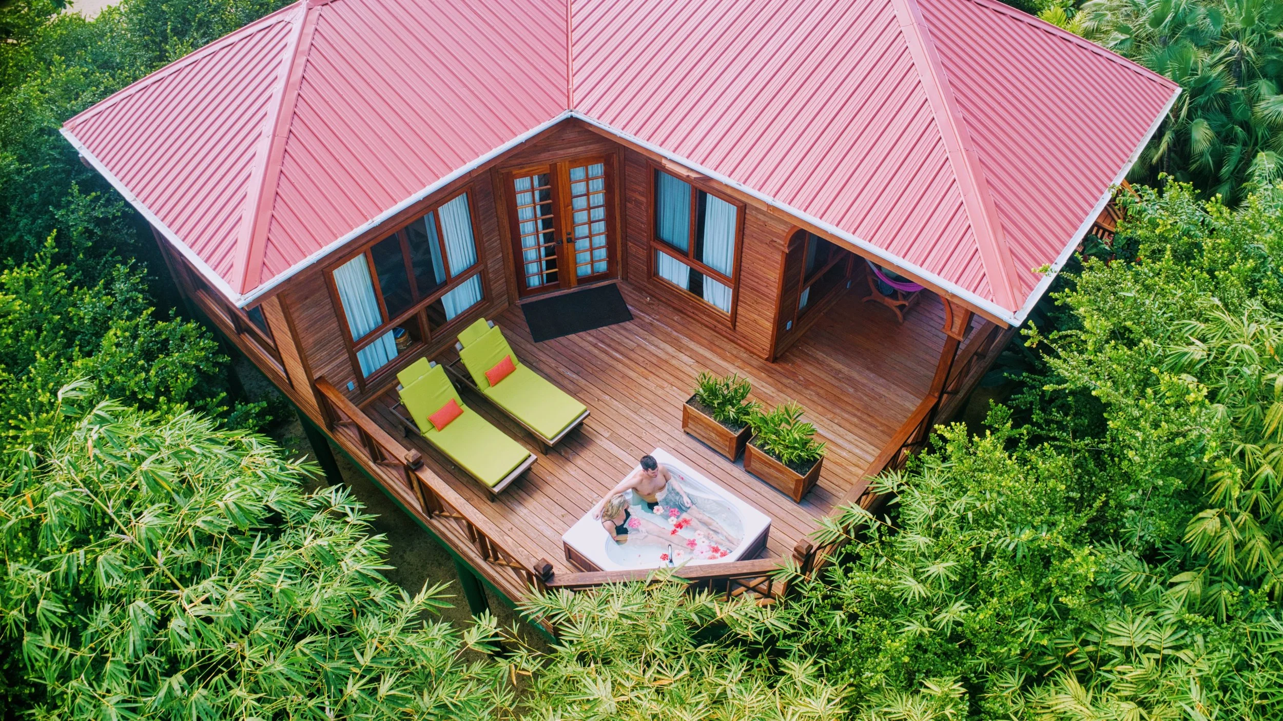 Aerial view of deluxe treehouse with private jacuzzi